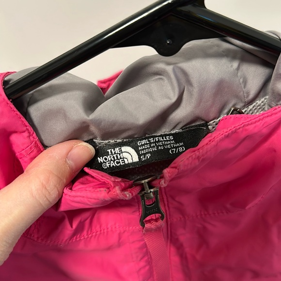 North Face Girls Pink/Grey Dryvent Jacket - Picture 5 of 13